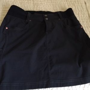 Title 9 Skort (Clamber) size 6 navy blue